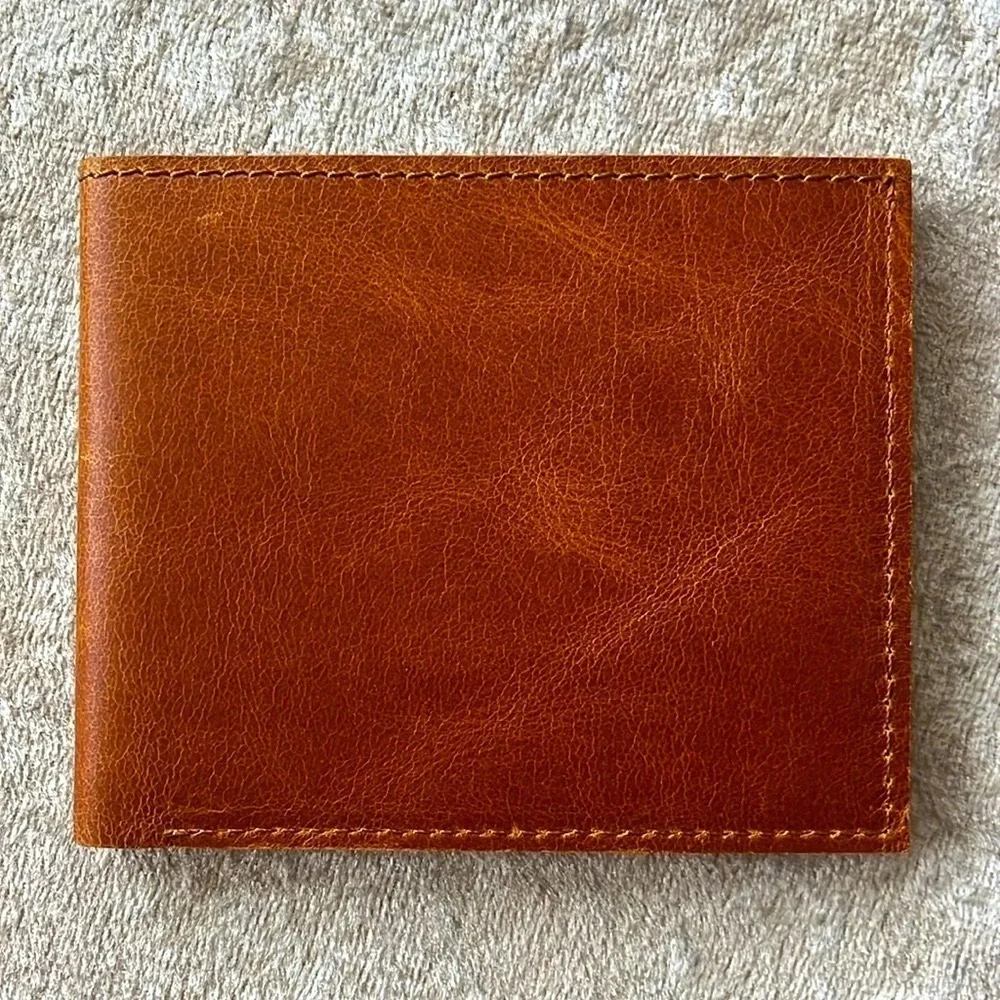NWOT Genuine Leather Men’s Bifold Wallet Cognac Vintage Slim Minimalist